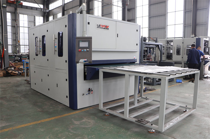 CNC_Metal_Deburring_Machine_1.jpg CNC_Metal_Deburring_Machine_1.JPG